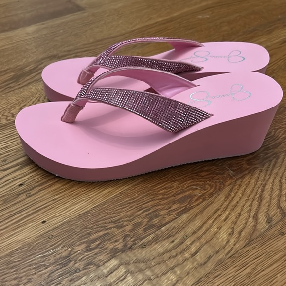 Jessica Simpson flip flops - Picture 3 of 5